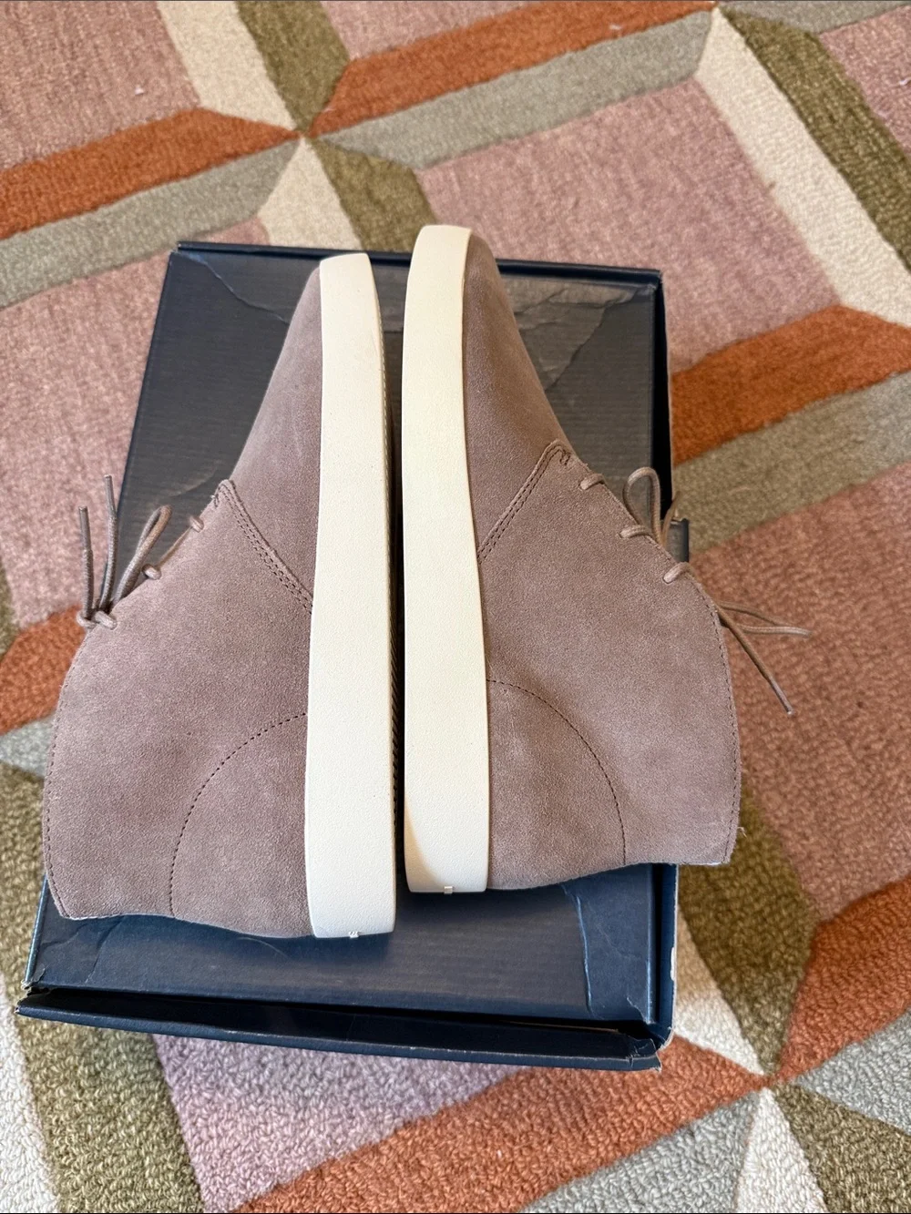 Men's Taupe Suede Lace-Up Chukka Sneakers